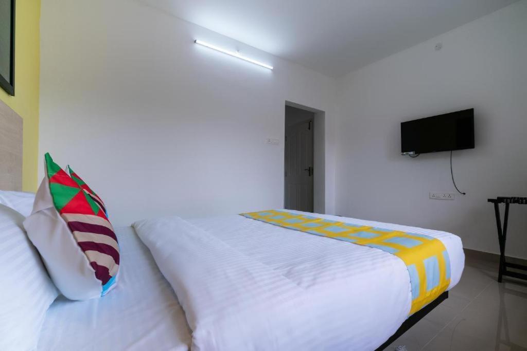 Flamingo Suites Kochi ภายนอก รูปภาพ